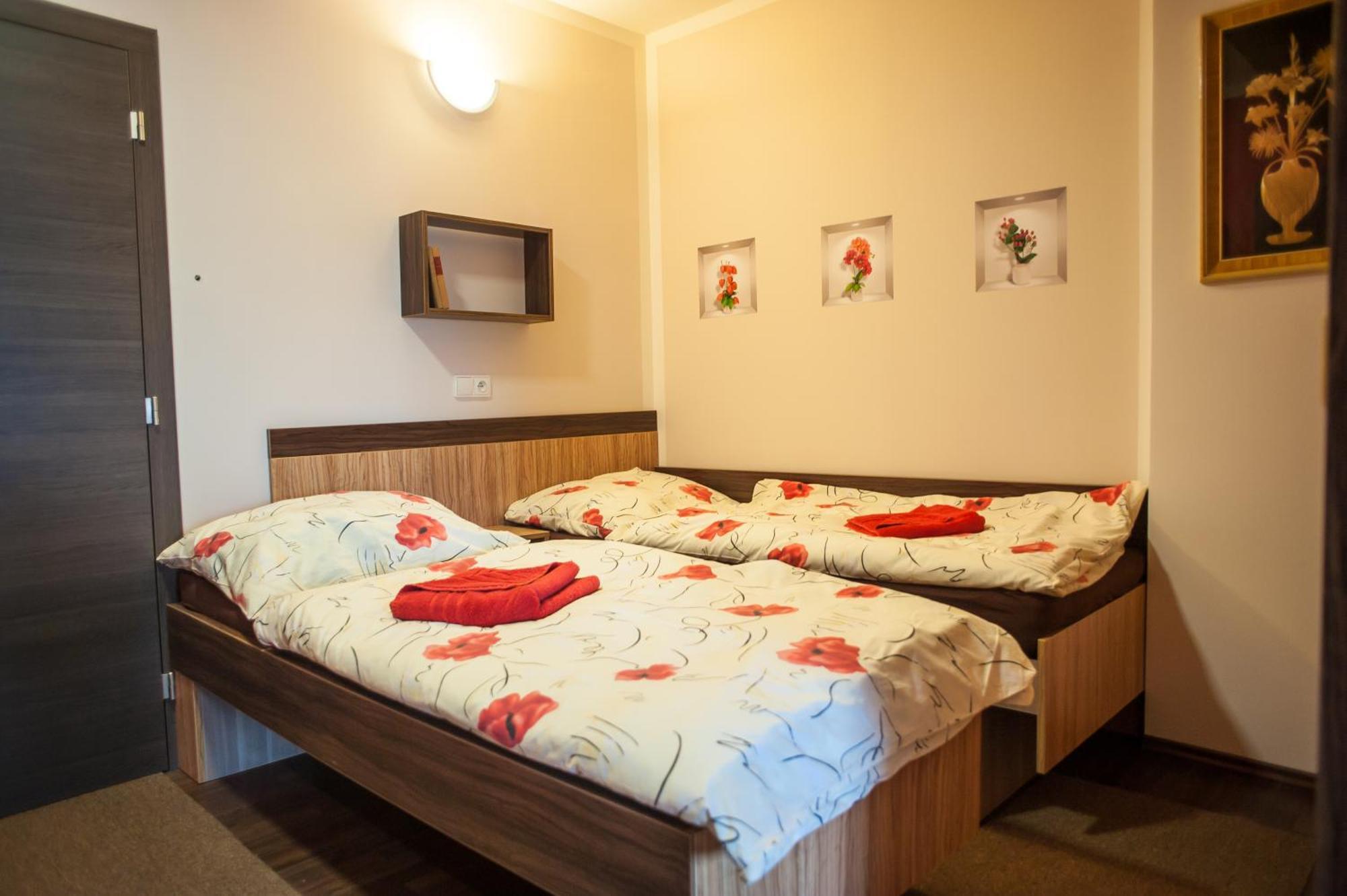 Lucni Penzion Česká Skalice Extérieur photo