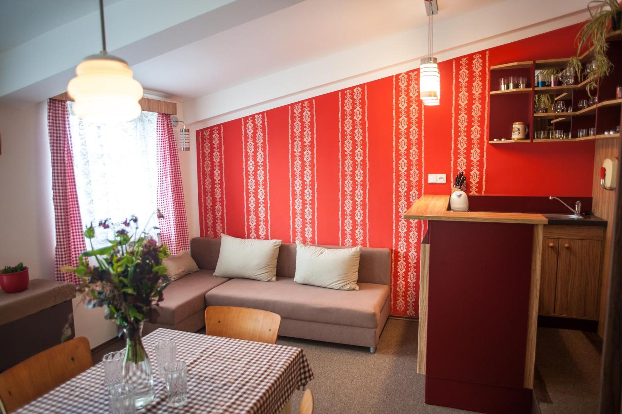 Lucni Penzion Česká Skalice Extérieur photo