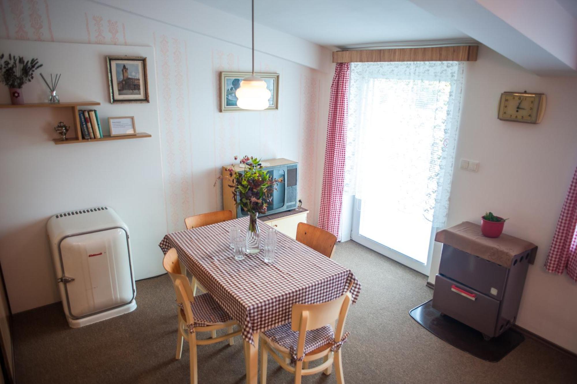 Lucni Penzion Česká Skalice Extérieur photo